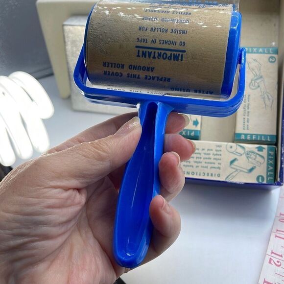 Vintage 1950’s Pixall lint remover + refills original box. - Picture 7 of 10